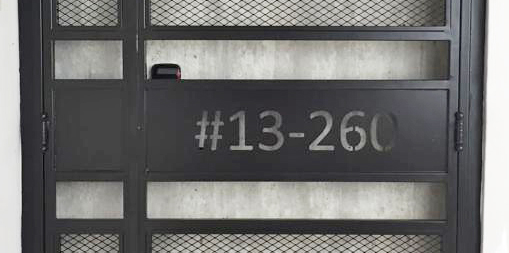 laser cut unit number for metal gate