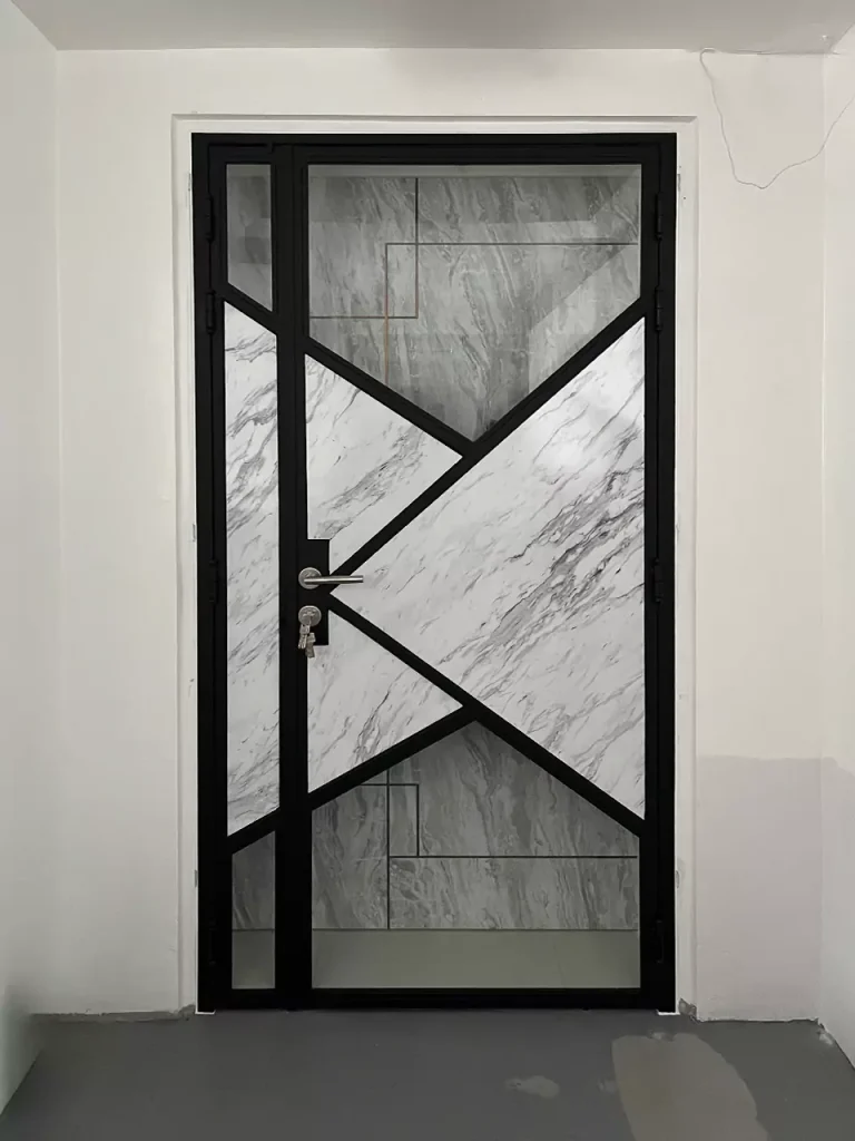 LD5S0408 glass gate with laminate panel
