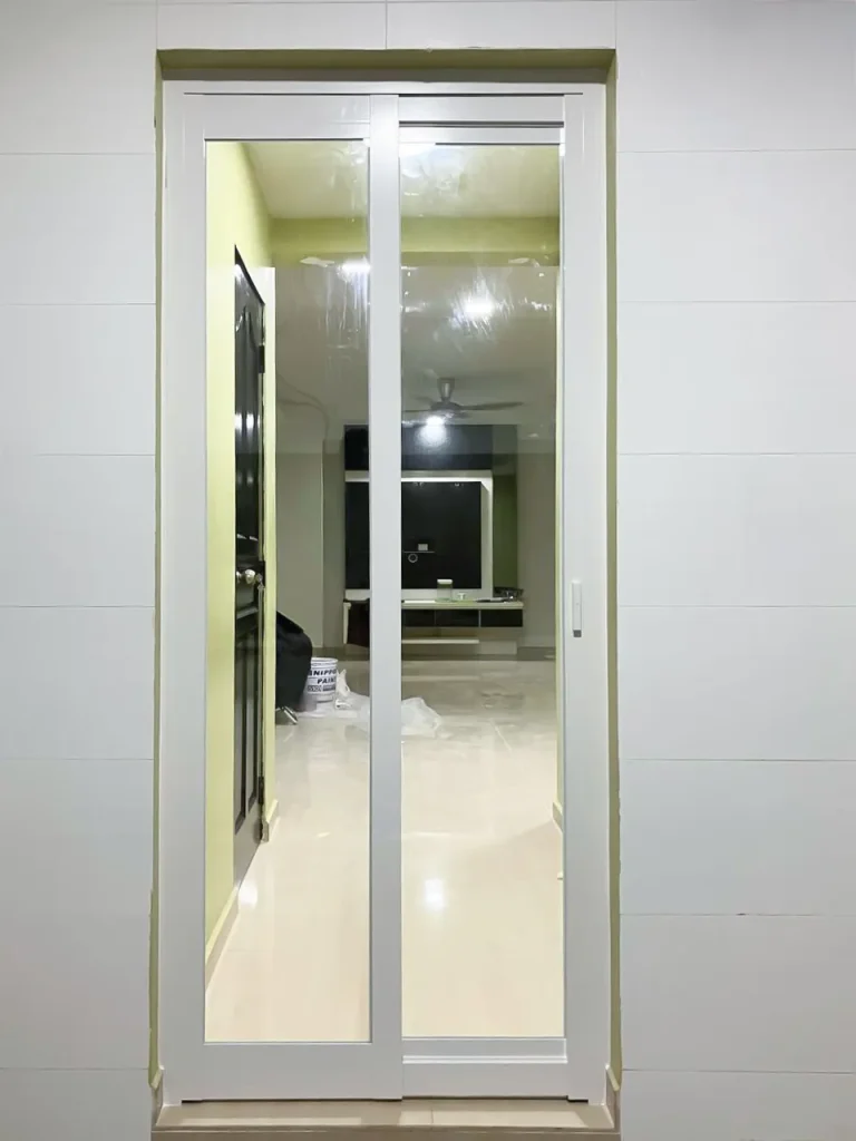 LD4M3879 clear slide & swing glass door