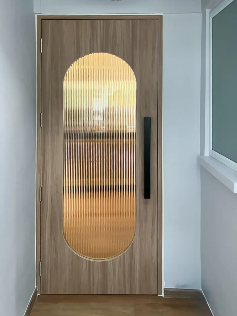 LD5M0160 fluted glass door
